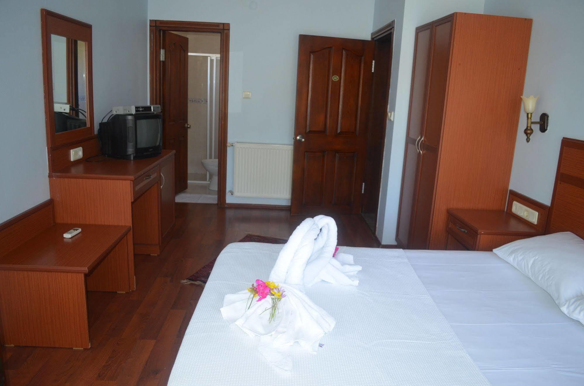 Silva Hotel Ayvalı Exteriér fotografie